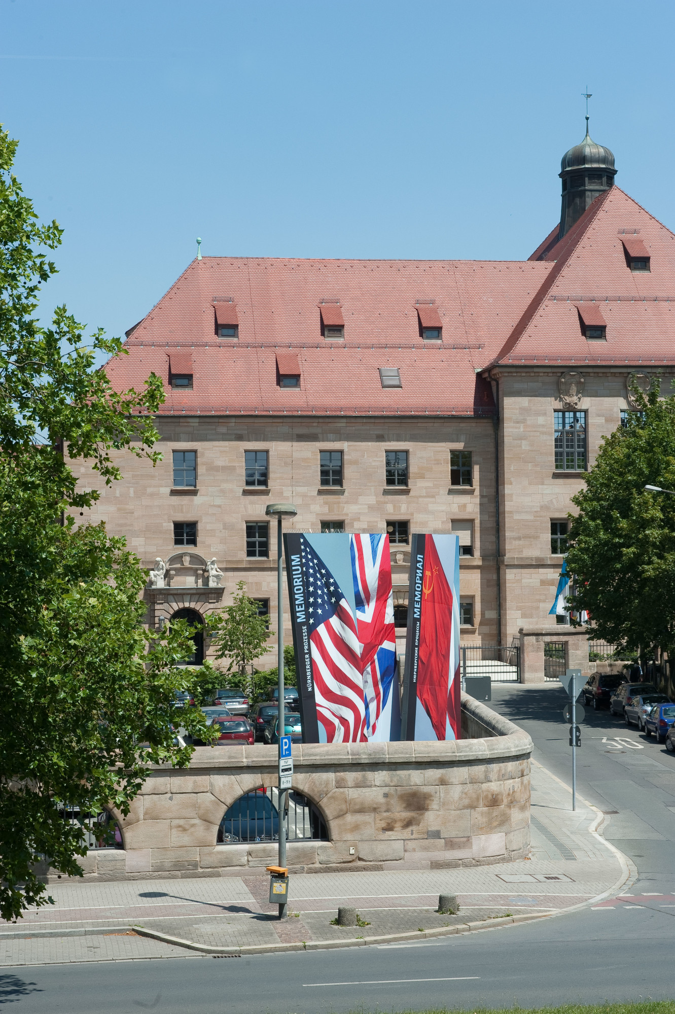 Towards entry "Nuremberg Forum 2018 – 20th Anniversary of the Rome Statute: Law, Justice and Politics"